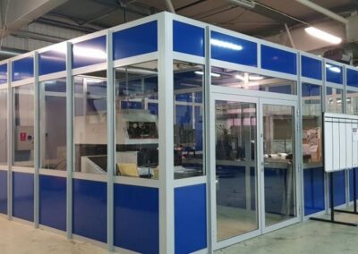 Tychy hala produkcyjna – BOX biurowy – ścianki działowe